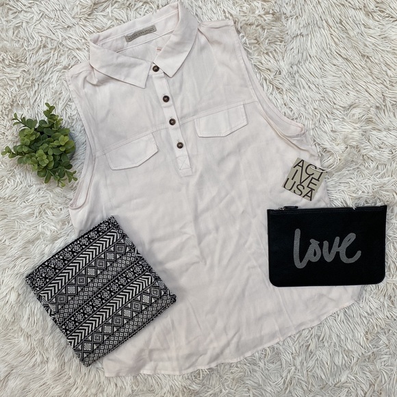 Active USA Sleeveless Collared Blouse 💗 Ivory - Picture 1 of 14